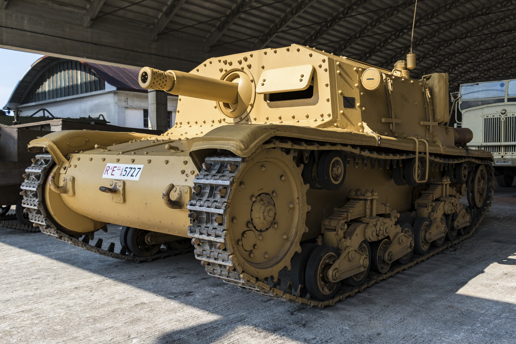 SEMOVENTE 75/18